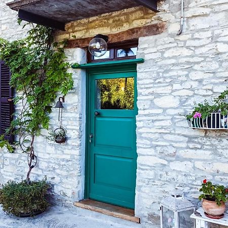 A Casa Di Anna Bed & Breakfast Cortemilia Bagian luar foto