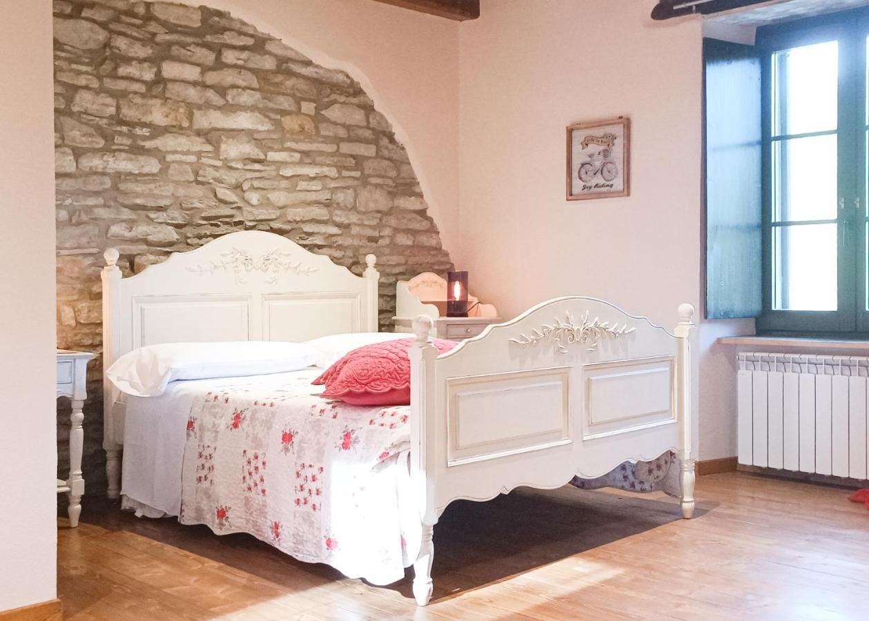 A Casa Di Anna Bed & Breakfast Cortemilia Bagian luar foto