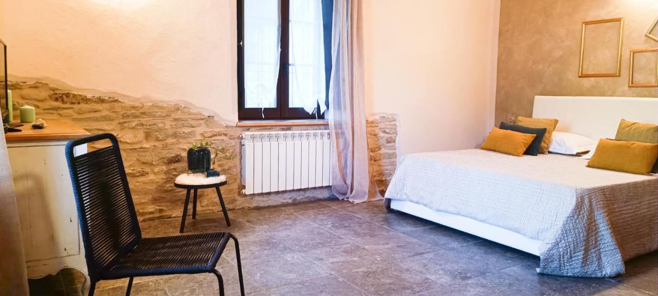 A Casa Di Anna Bed & Breakfast Cortemilia Bagian luar foto